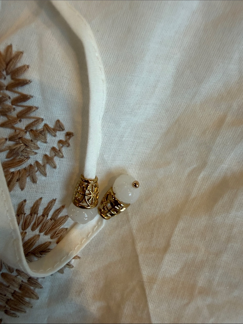 Ciebon Cream Boho Top with Brown Fern Embroidery and Crochet Collar - Picture 4 of 7